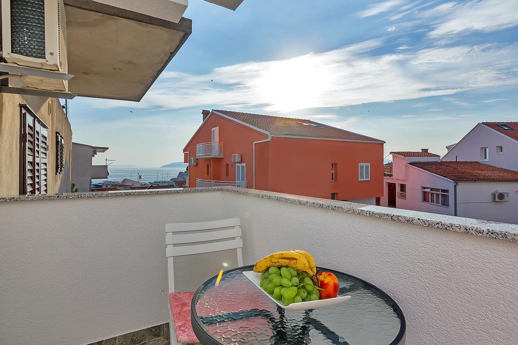 Guesthouse Josko Makarska Eksteriør bilde