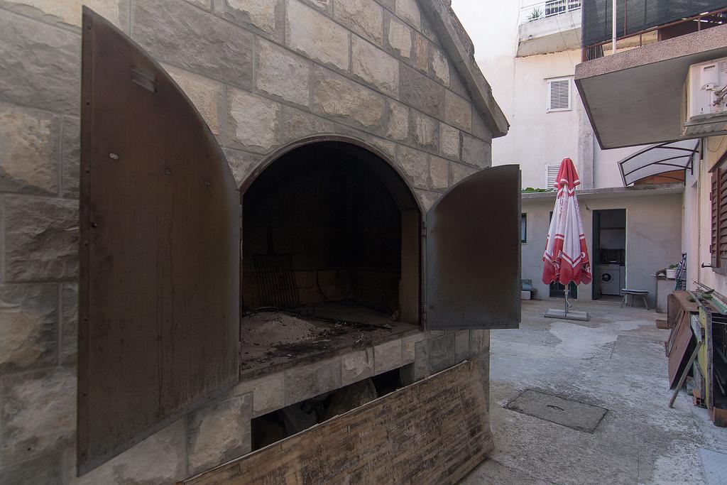 Guesthouse Josko Makarska Eksteriør bilde
